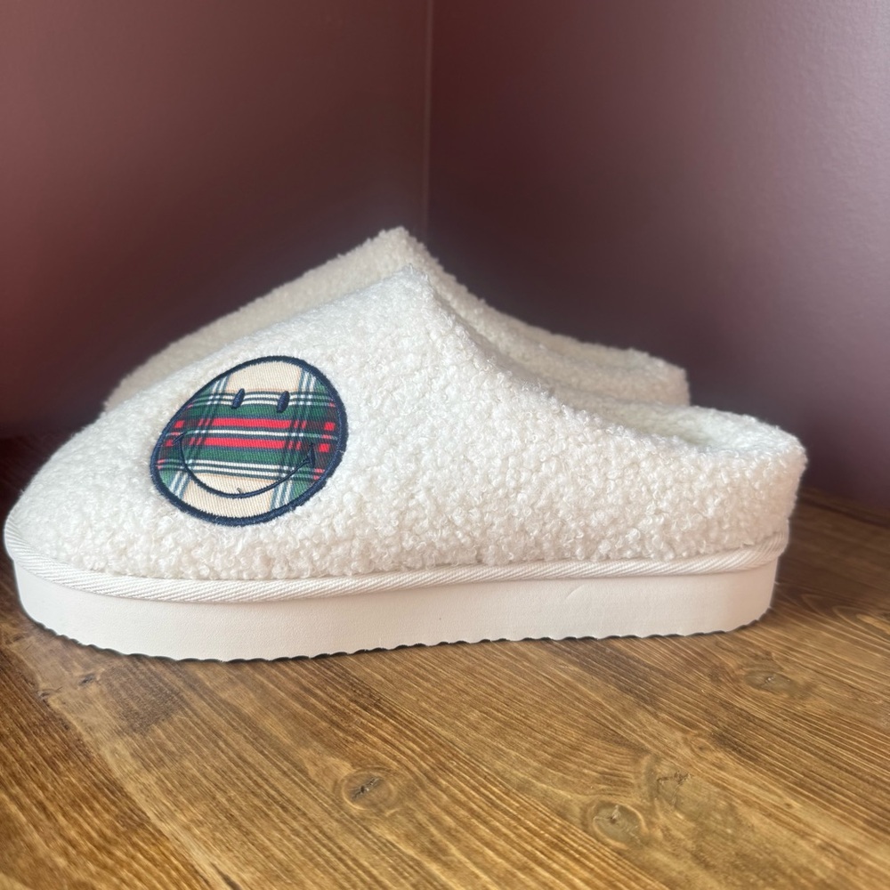 AERIE Women's Fleece Platform Shoes Slippers WHITE Size 8